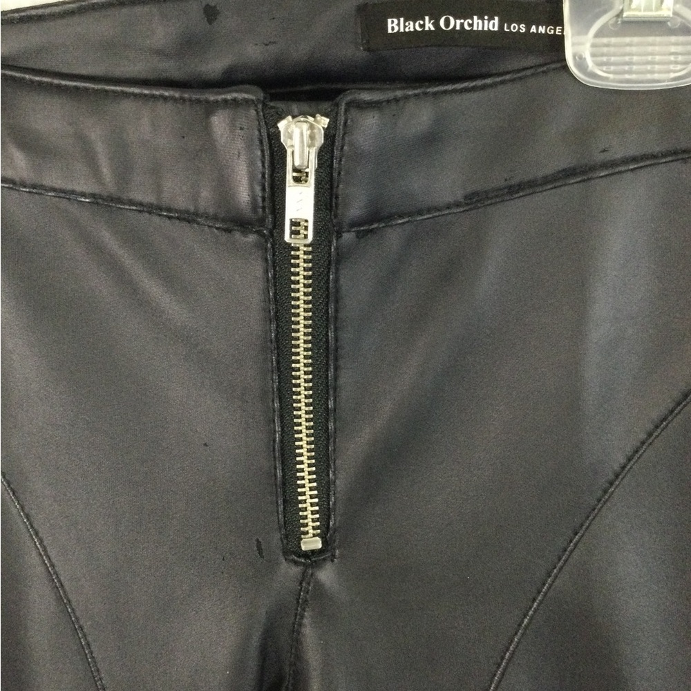 Black Orchid Los Angeles Black Skinny Pants-Faux Leather-Zippers-Size 27 - Picture 4 of 9